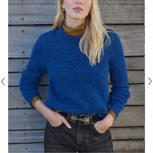Wrap London Bouclé round-neck sweater Alpaca bouclé Deep Cobalt US 4/6